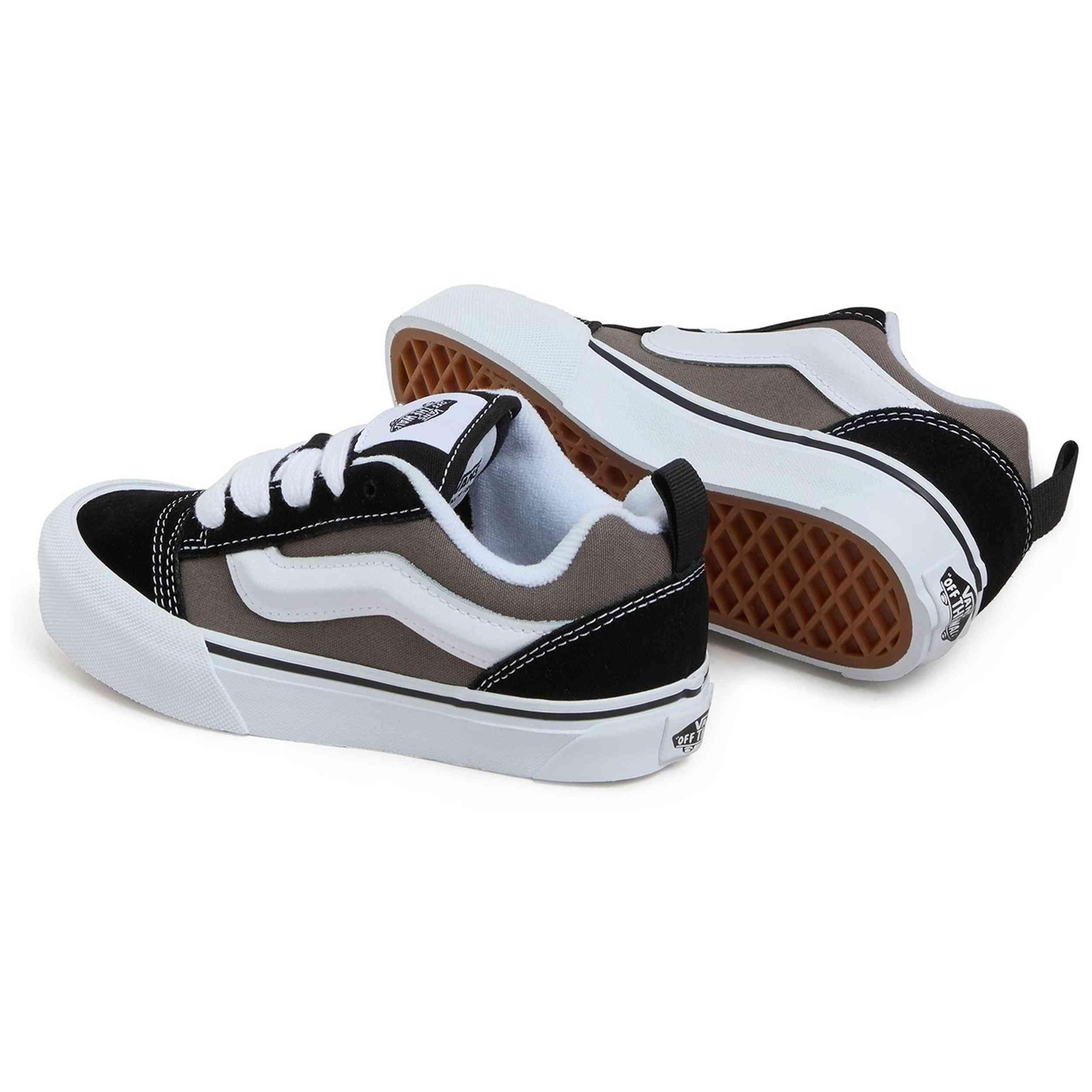 Baskets Vans modèle VN000DCYU4Y41 pour enfants 3/4