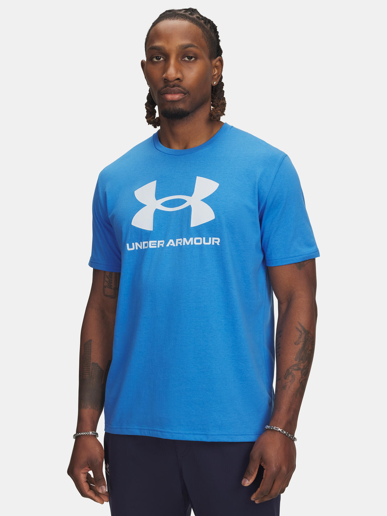 UNDER ARMOUR picture