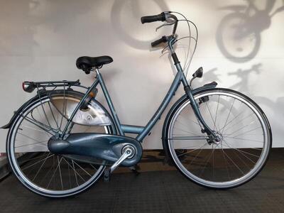 28 inch gazelle laguna met 7 versnellingen.