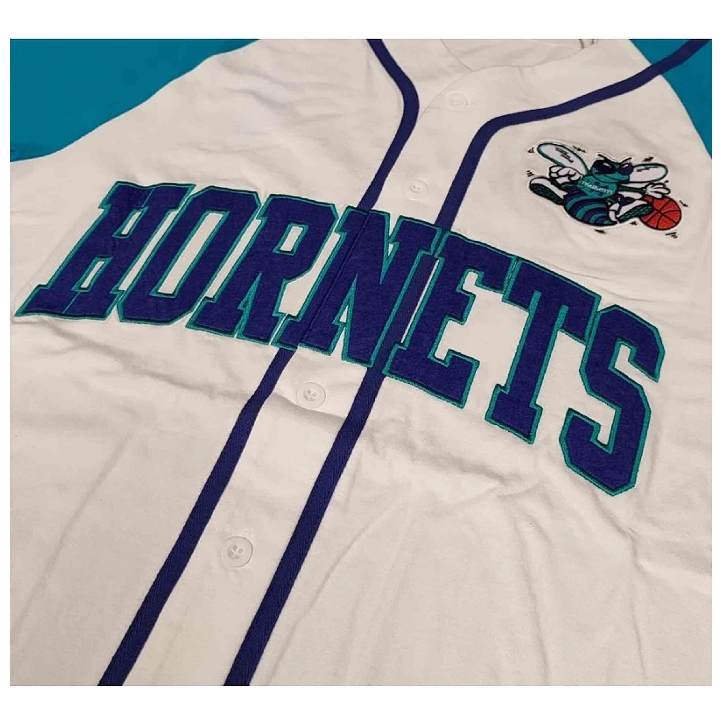 Maillot de basket Mitchell & ness modèle TBTF4994-CHOYYPPPWHIT pour homme 3/3