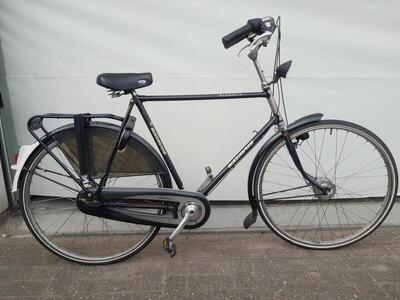 28 inch batavus florence met 5 versnellingen.