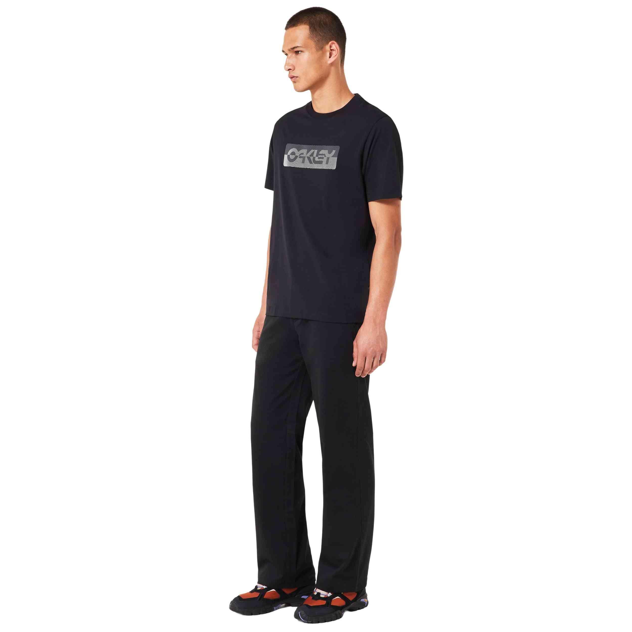 T-shirt Oakley modèle FOA406159-02E pour homme 4/4