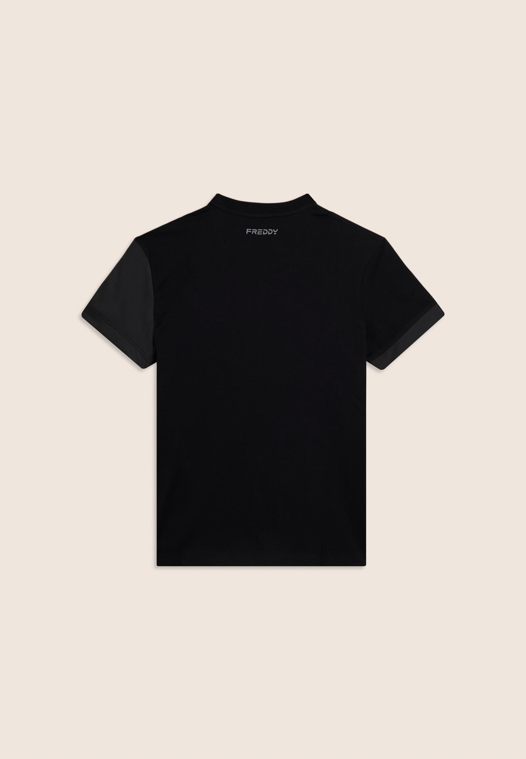 T-shirt homme coupe classique avec poche technique 2/3