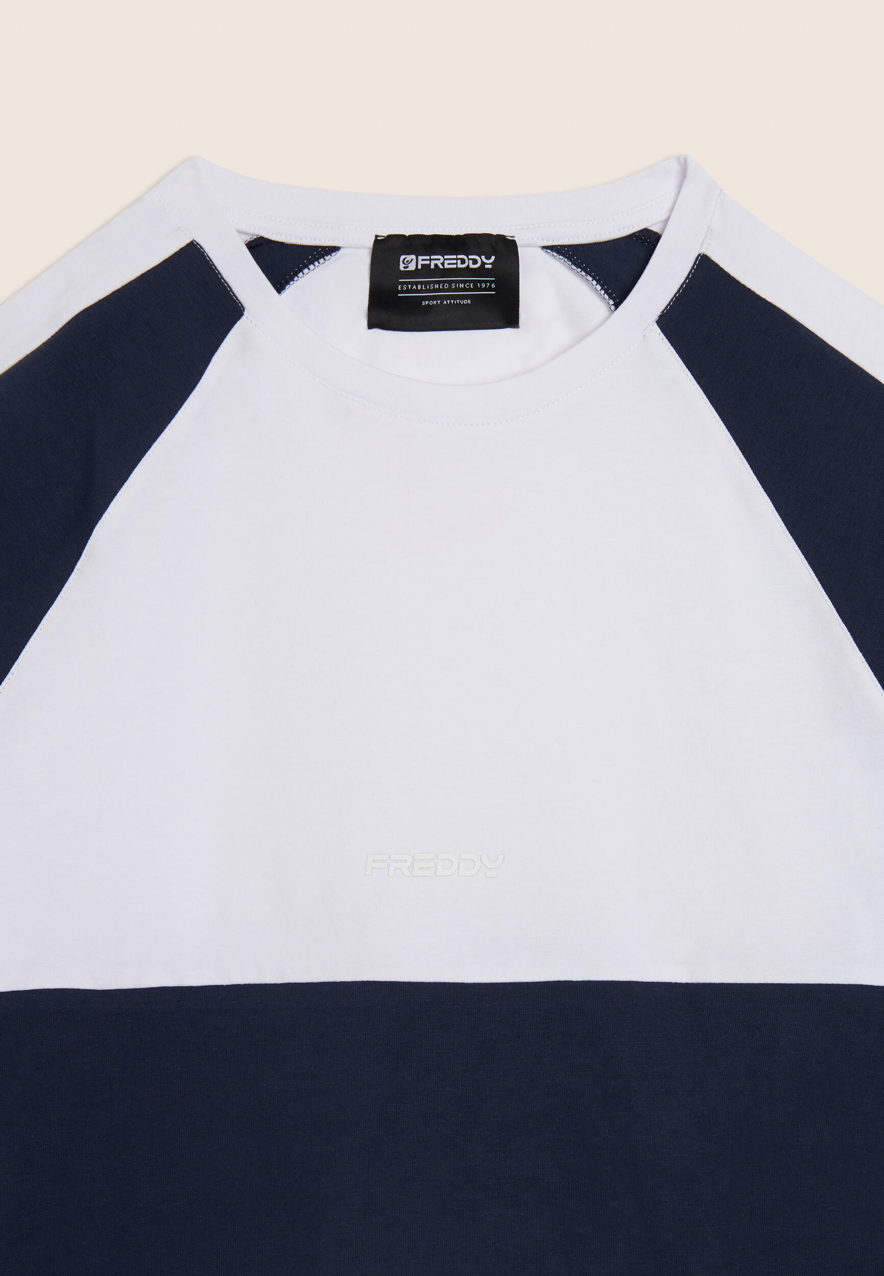 T-shirt à motifs colorés 3/3