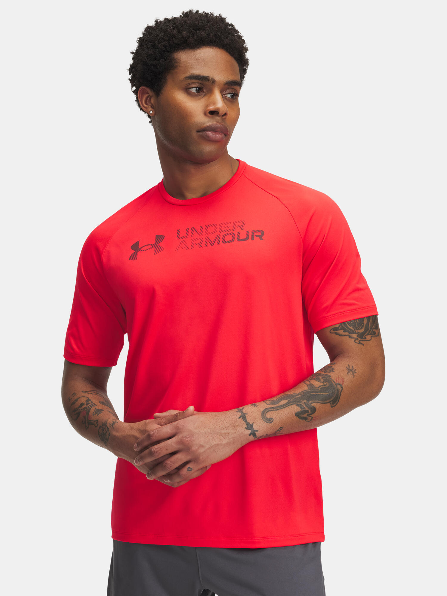 UNDER ARMOUR picture