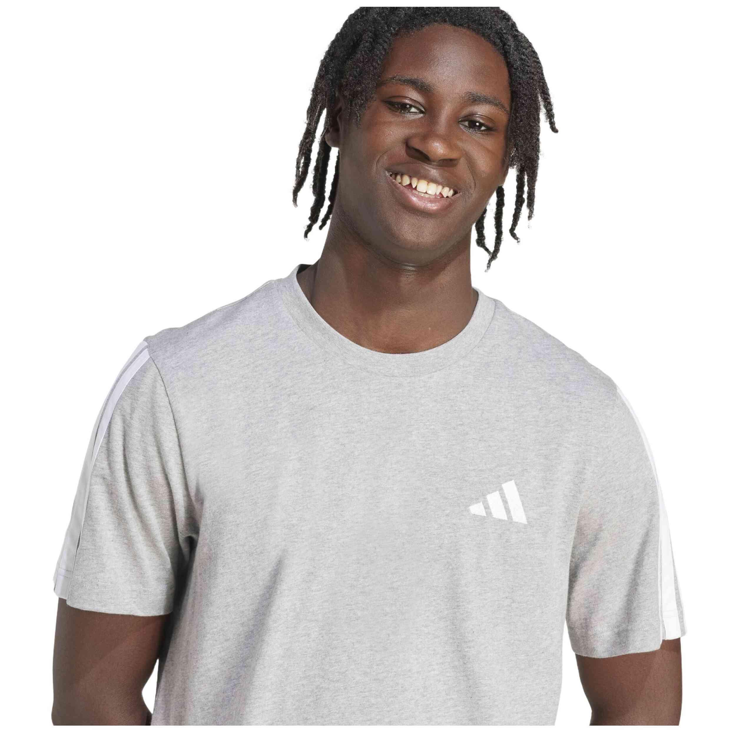 Maglia a maniche corte Adidas modello JV6786 per uomini 4/5