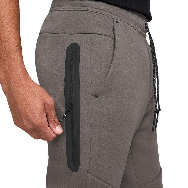 Pantaloni Sportivi Nike Tech Fleece Jogger Uomo 3/3