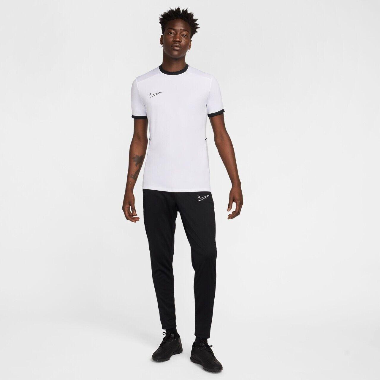 T-shirt da calcio uomo nike bianco 6/6