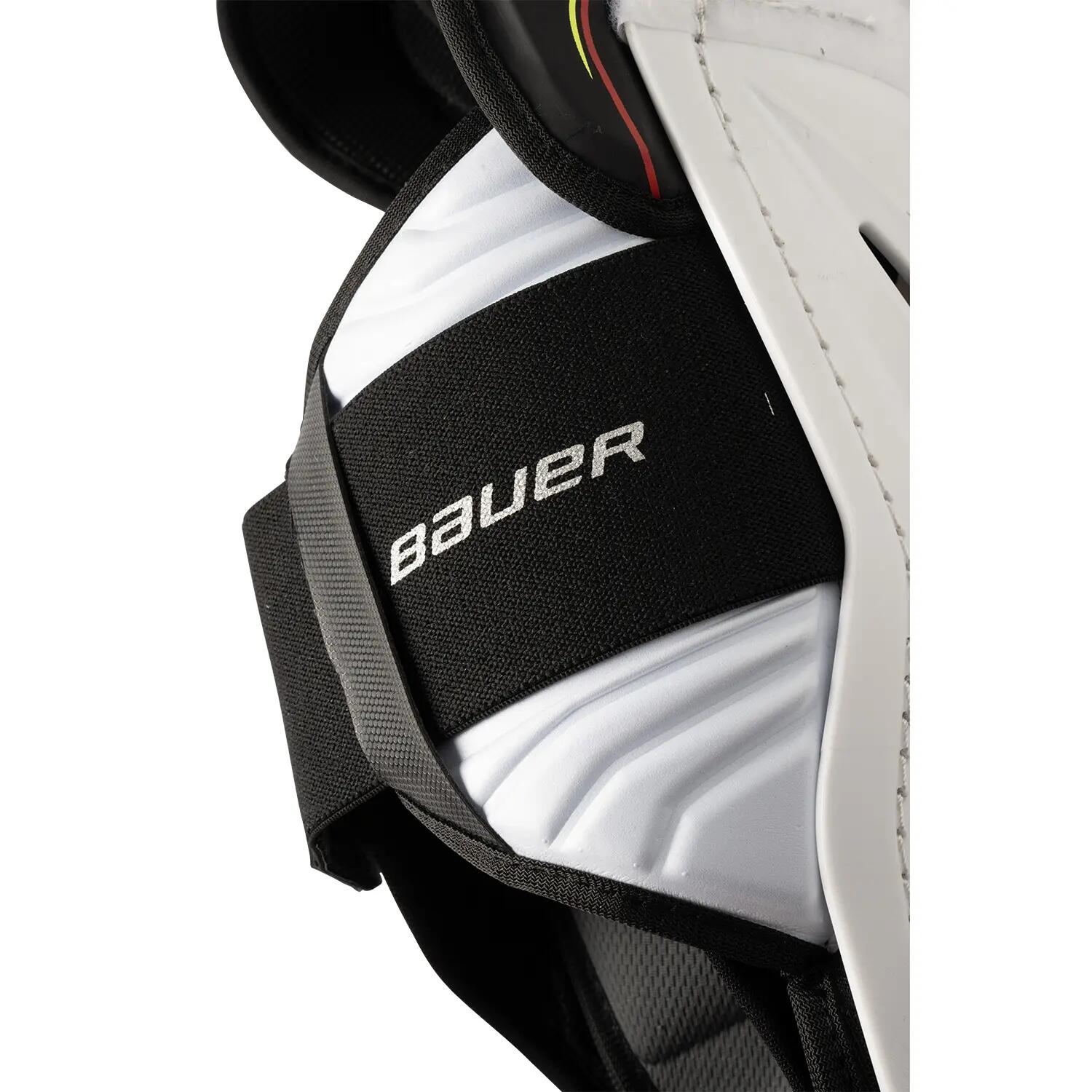 BAUER Vapor Flypro Intermediate witte hockeyscheenbeschermers voor kinderen 4/6