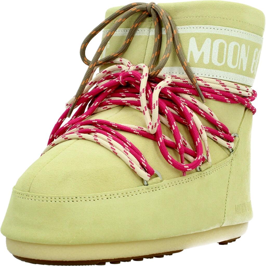 MOON BOOT picture
