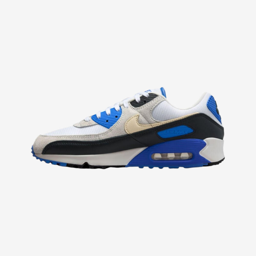 NIKE picture