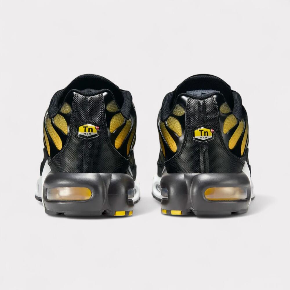 Nike Air Max Plus - Black University Gold 5/7