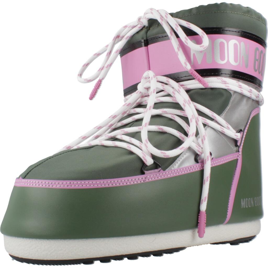 MOON BOOT picture