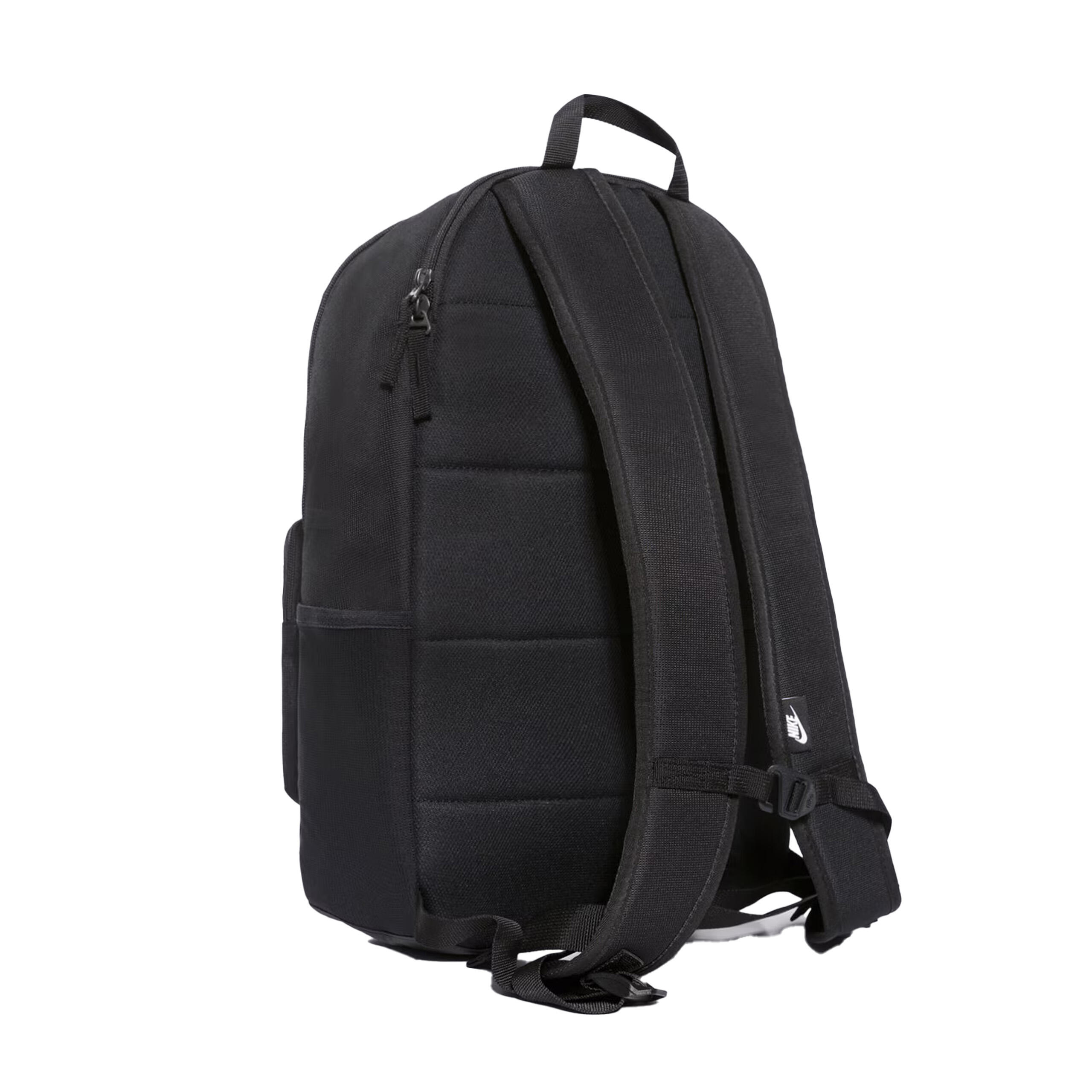 Zaino Nike nero resistente all'acqua 2/4