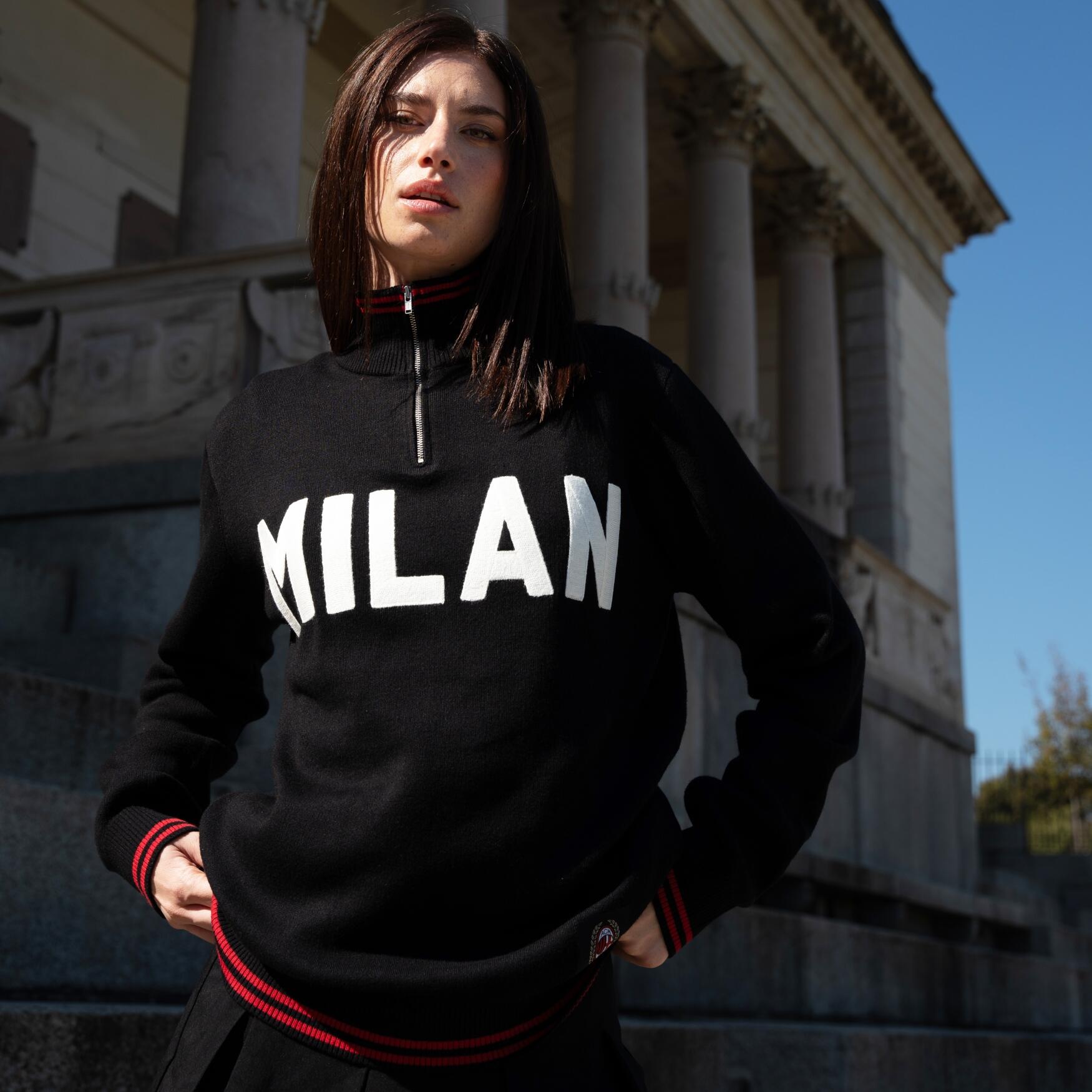 AC Milan 1960's Embroidery Pull Demi-Zip 2/4