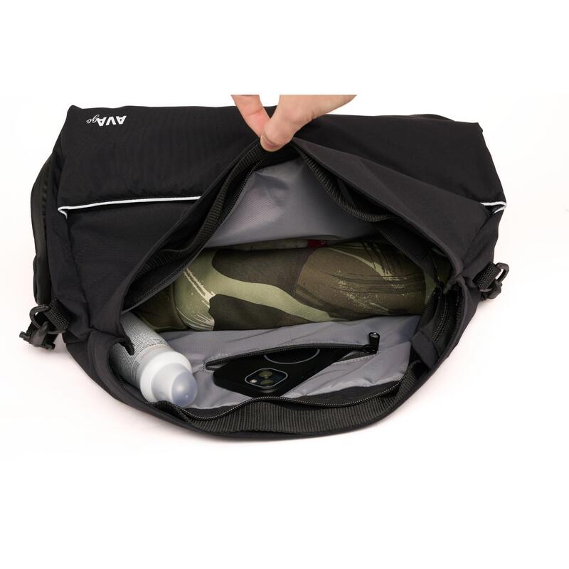 Geantă urbană AVA neagră, unisex, impermeabilă, 26 L, compartiment pantofi, refl