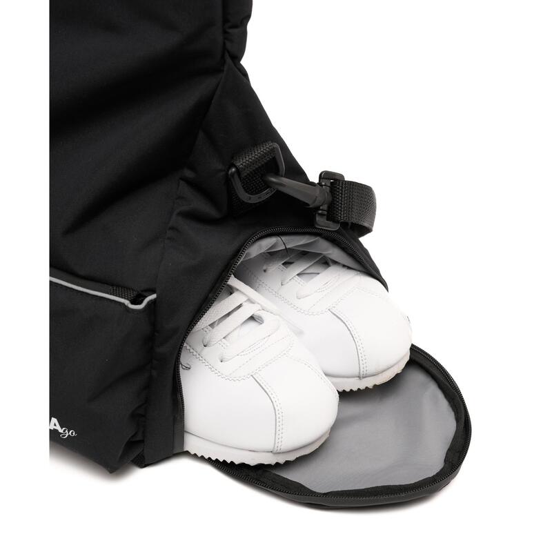 Geantă urbană AVA neagră, unisex, impermeabilă, 26 L, compartiment pantofi, refl