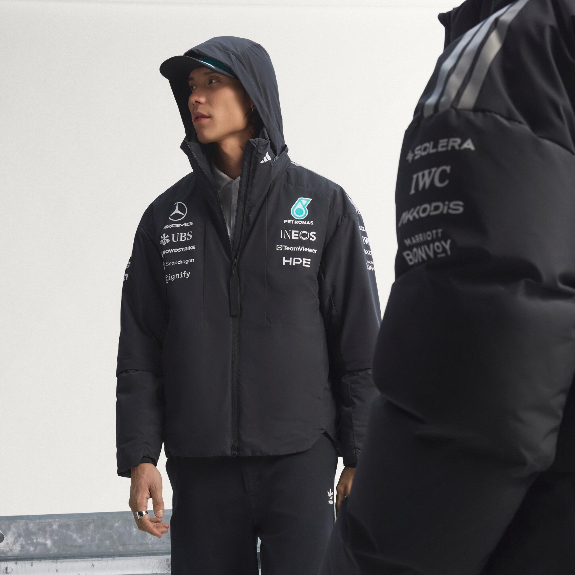 MERCEDES - AMG PETRONAS FORMULA 1 TEAM ENGINEERS JACKE 3/7
