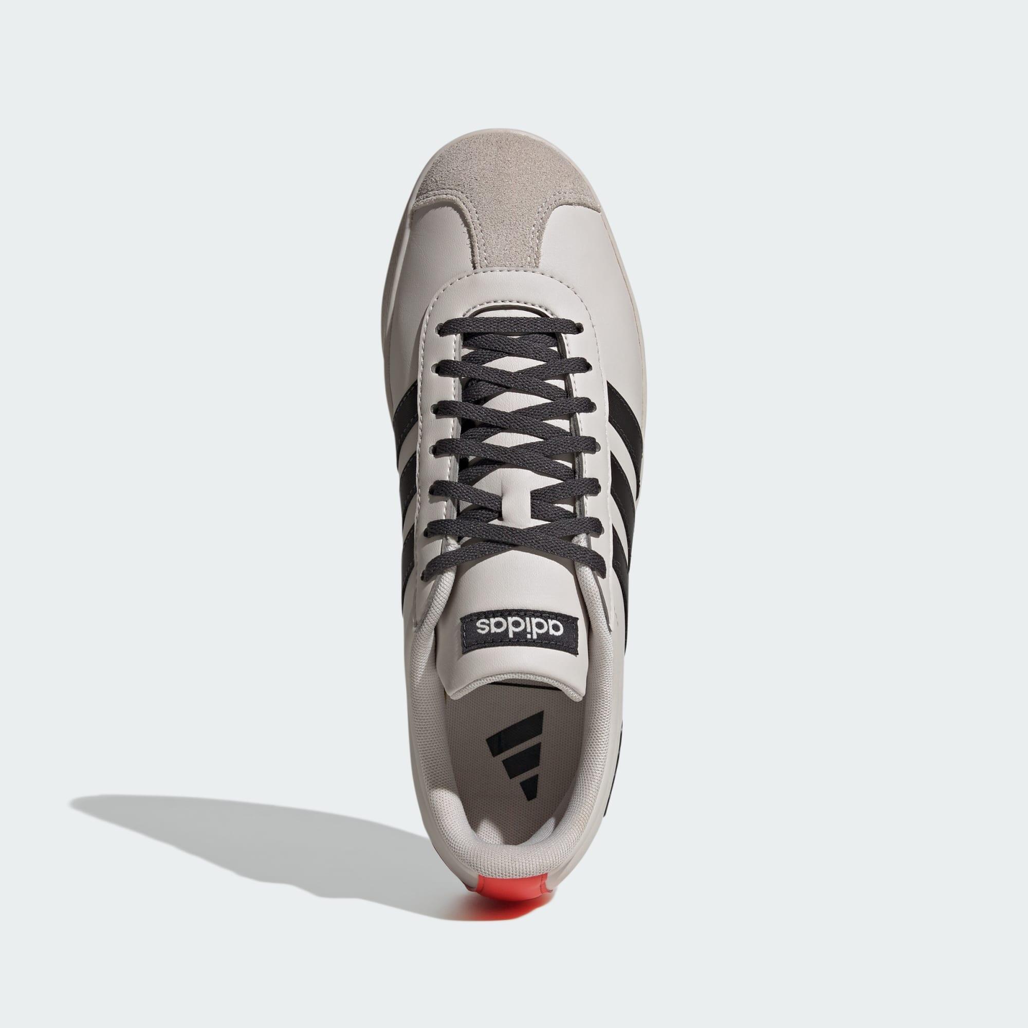 VL COURT AUDI REVOLUT F1 TEAM SCHUH 2/7