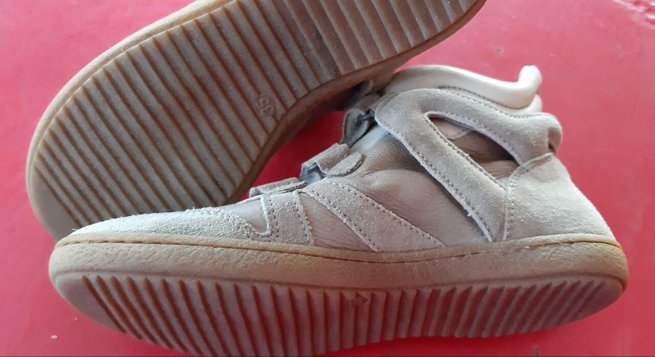 Tussen Particulieren - MOMINO Sneaker Maat 35 4/4