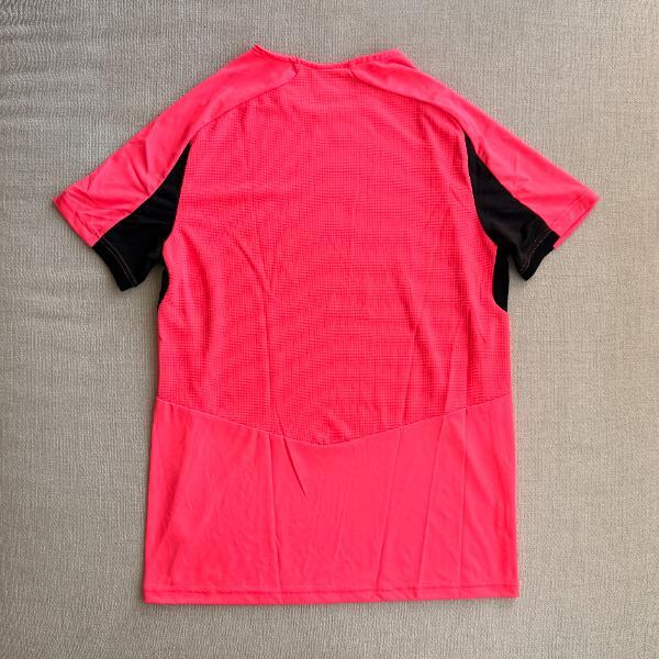 Entre Particuliers - T-shirt de football Kipsta rose 2/3
