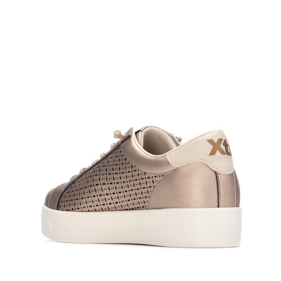 Zapatilla De Mujer Xti 145095 Oro 4/6