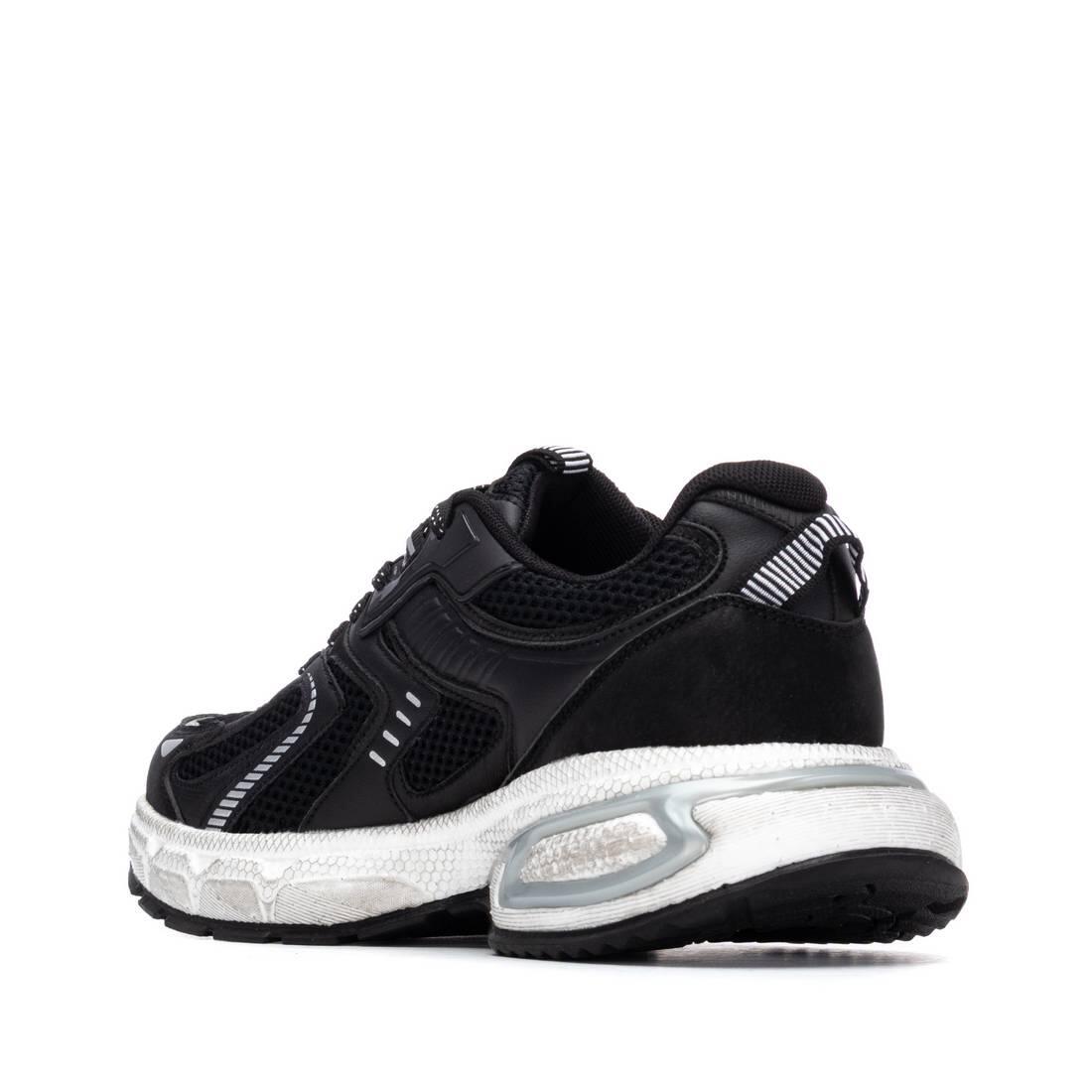 Zapatilla De Hombre Xti 145750 Negro 3/5