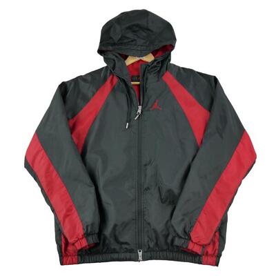 Tweedehands - heren zwarte jas - goede staat