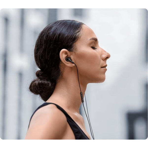 Xiaomi BHR8930GL Auriculares In-Ear con Control Remoto USB-C - Negro 4/6