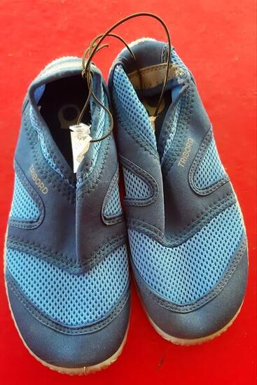 Entre Particuliers - TRIBORD Chaussures d'eau Taille 35