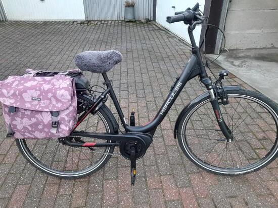 Entre Particuliers - Vélo électrique pour femmes noires