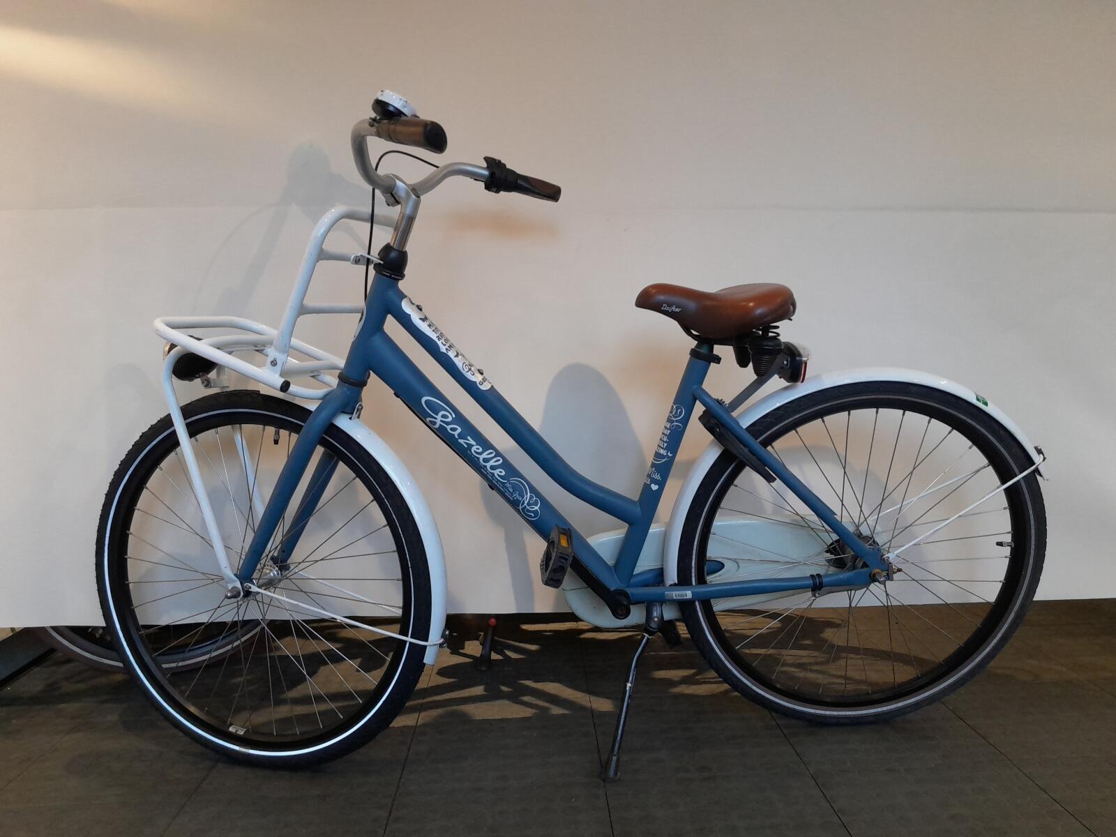 26 inch Gazelle Miss Grace met 3 versnellingen en voordrager. 3/5