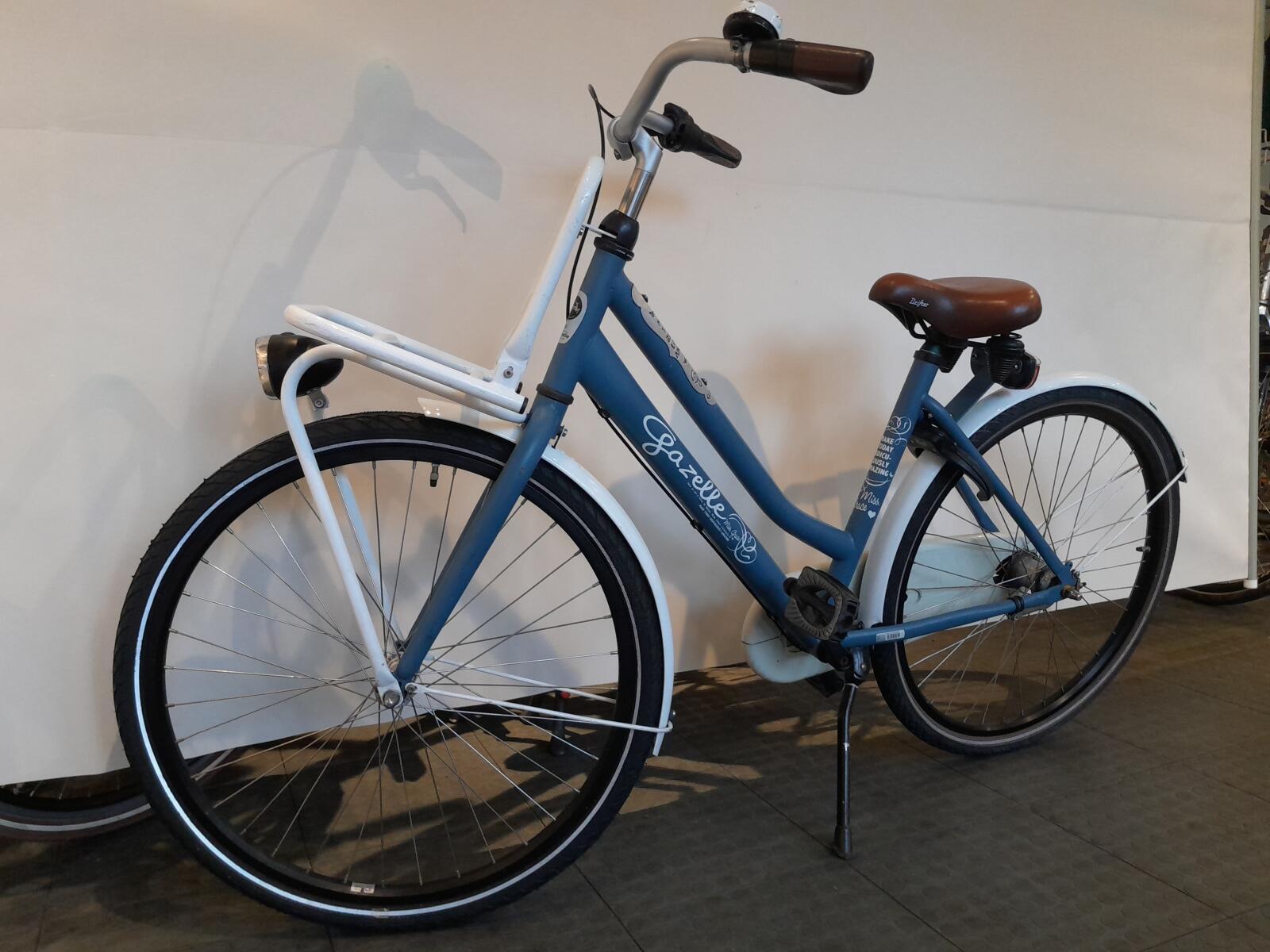 26 inch Gazelle Miss Grace met 3 versnellingen en voordrager. 5/5