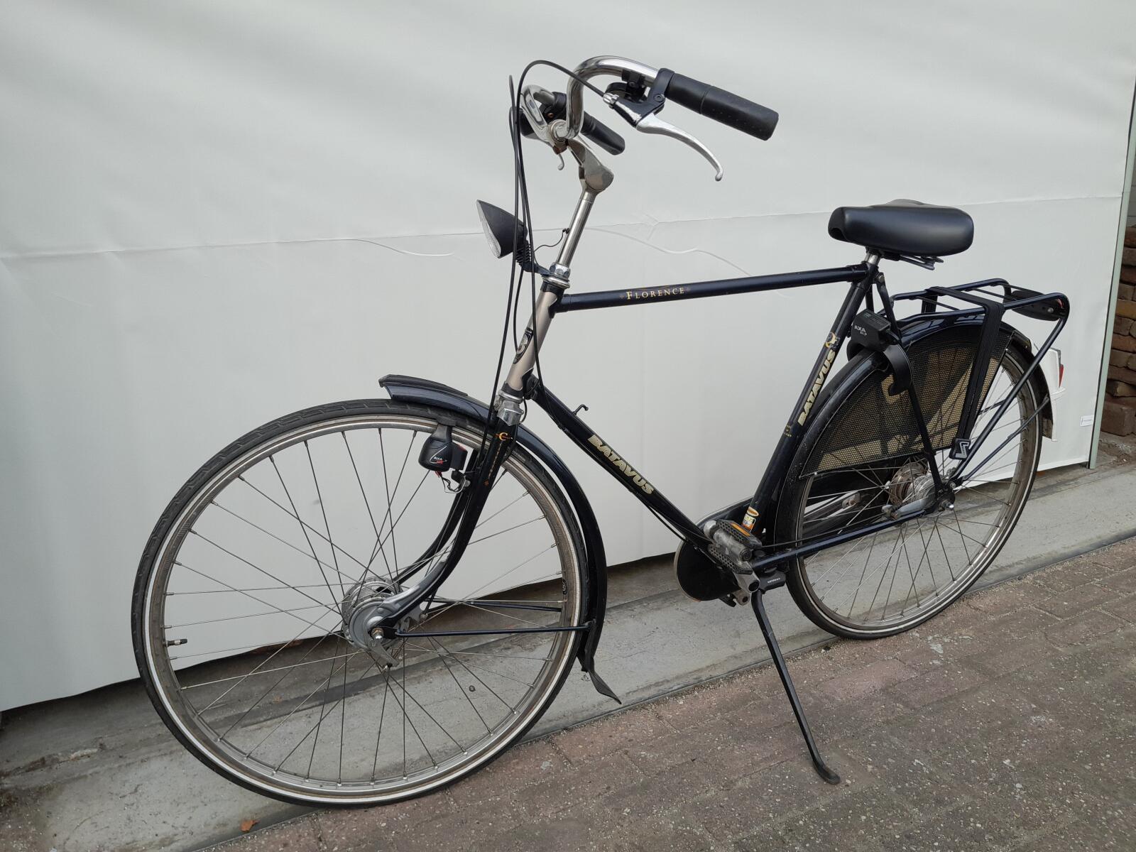 Batavus Florence 28" - 61 cm, zwart, 5 versnellingen 3/4