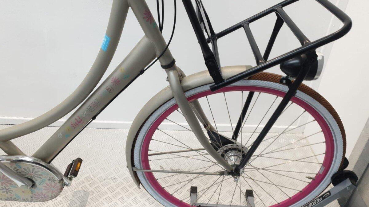 Cortina transportfiets | Gebruikt | Shimano Nexus 3-speed | 58–59 cm | 28" 2/3