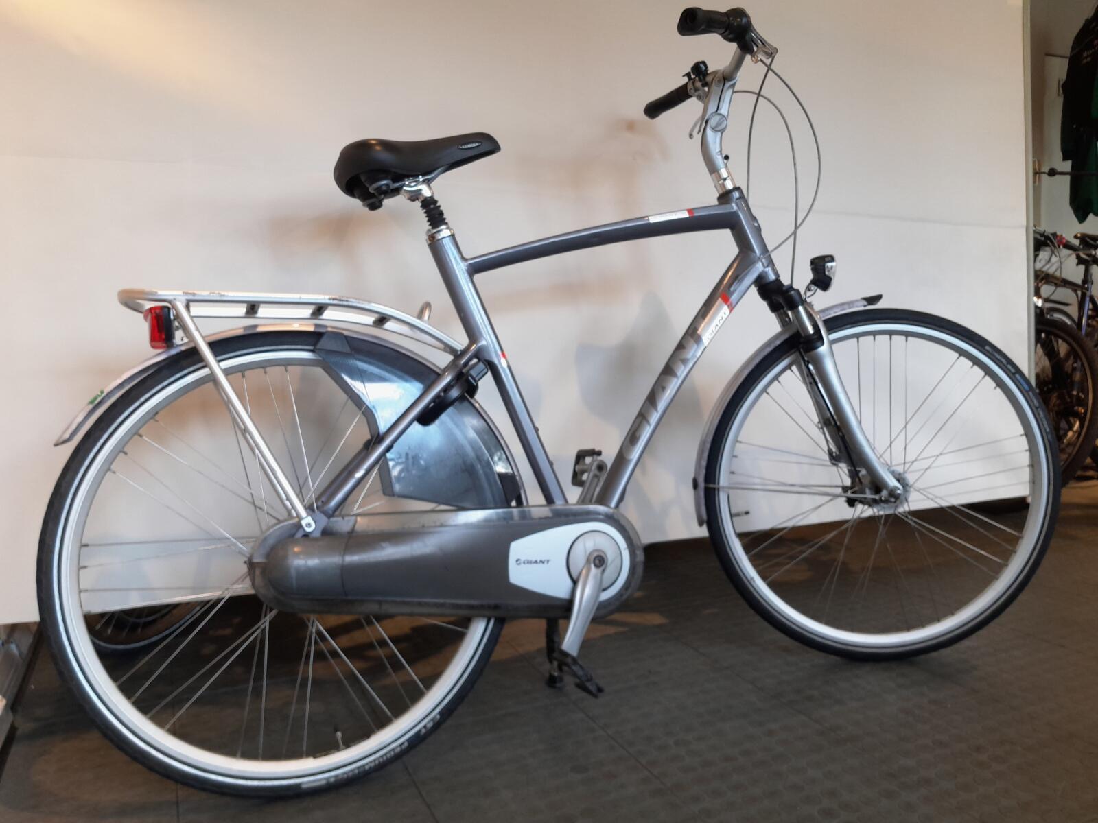 Giant Cosmo CS2 2/5