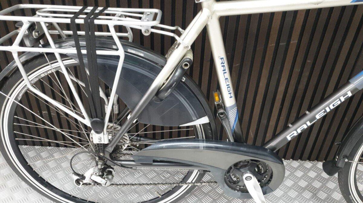 Raleigh Freedom | Gebruikt | 57 cm | 21 versnellingen | metal/grijs 3/3