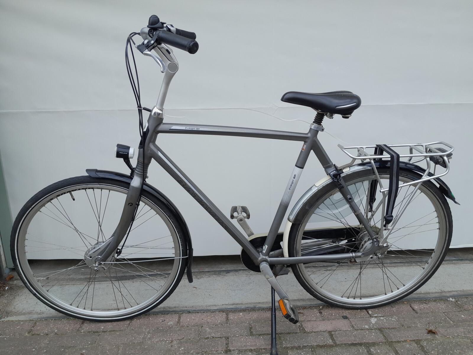 Batavus Fuego 8P 28" 61 cm 3/5