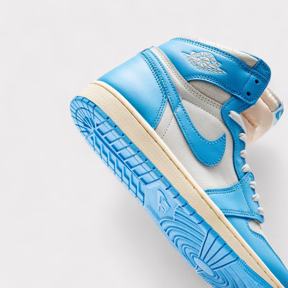 Jordan 1 Retro High OG UNC Reimagined 5/5