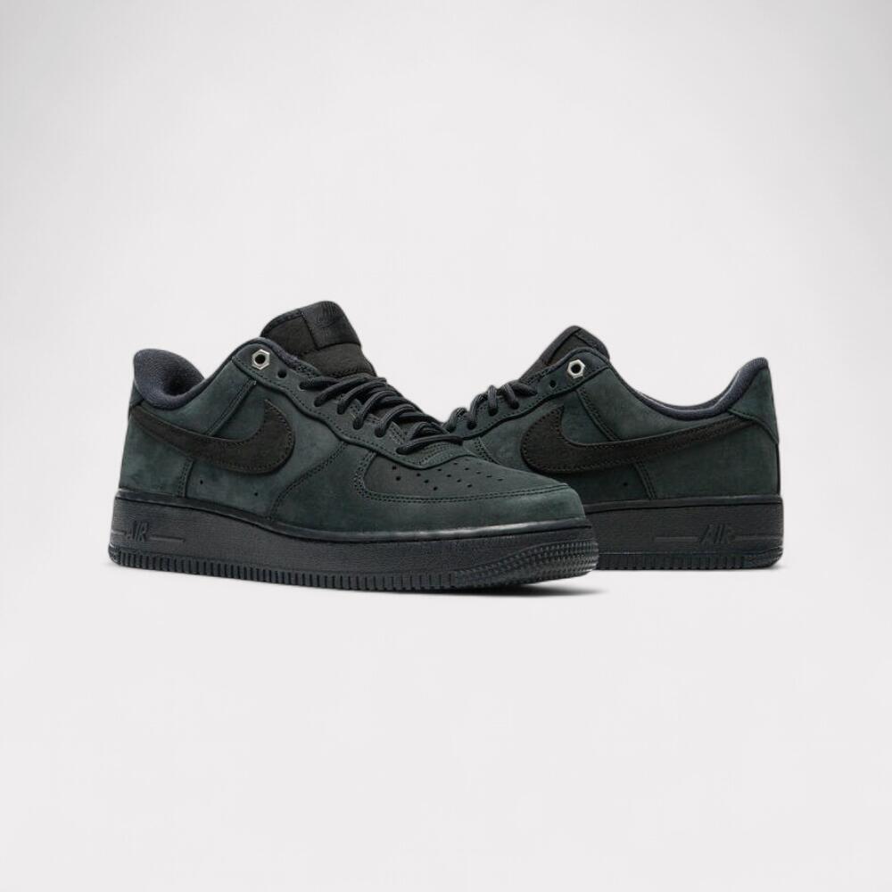 Nike Air Force 1 Low - Black Nubuck 4/5
