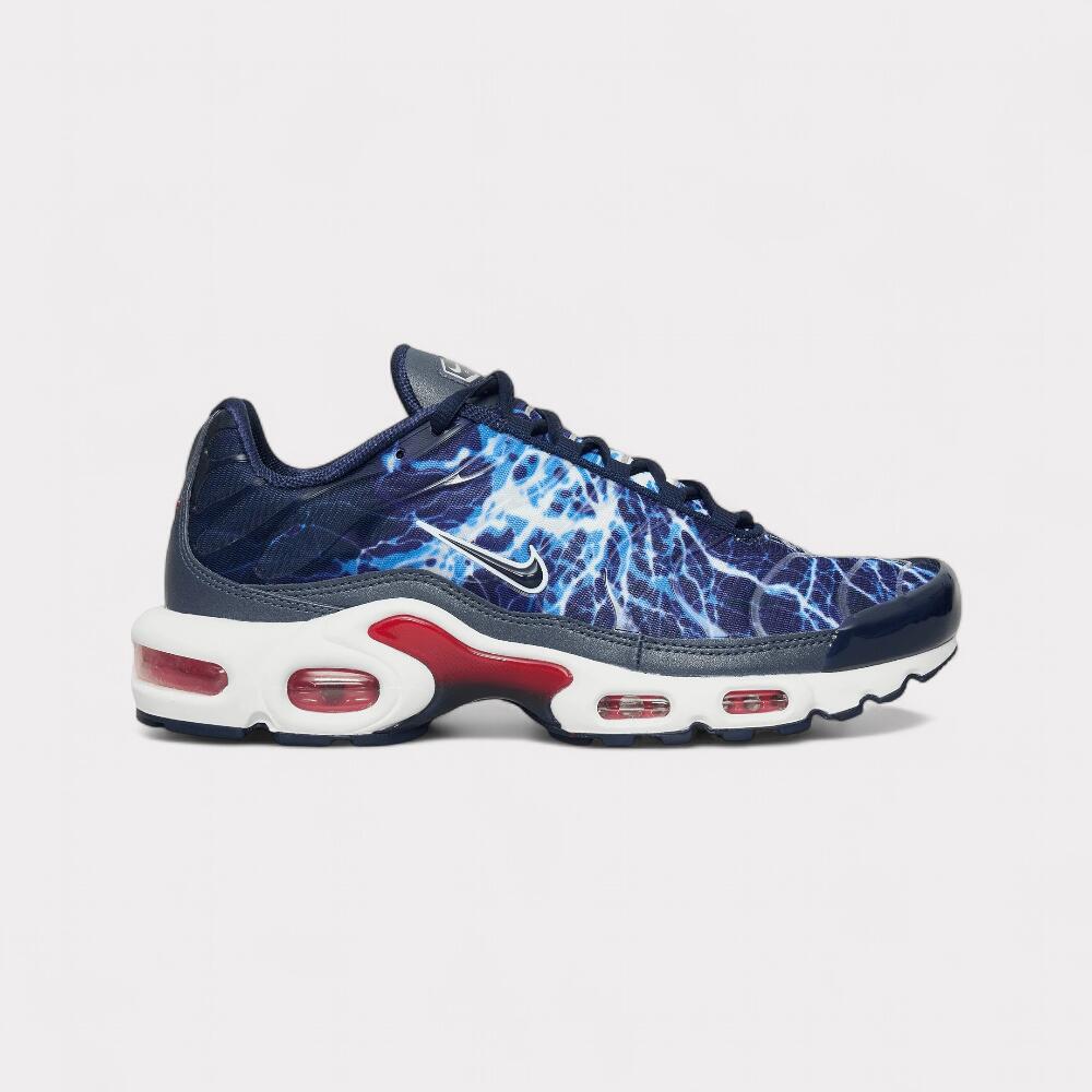 NIKE picture