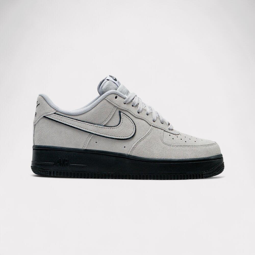 NIKE picture