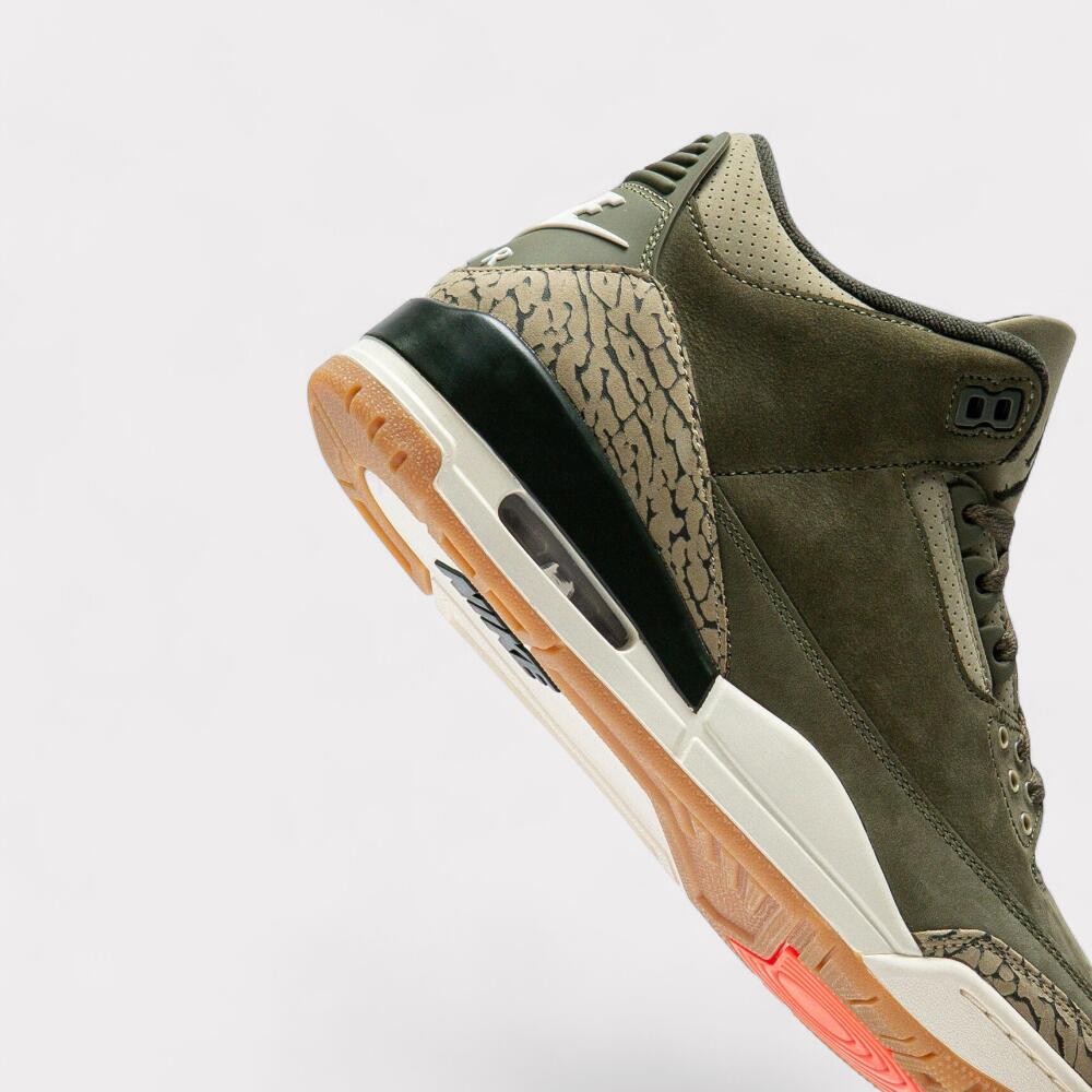 Air Jordan 3 Retro - Family Affair 5/6