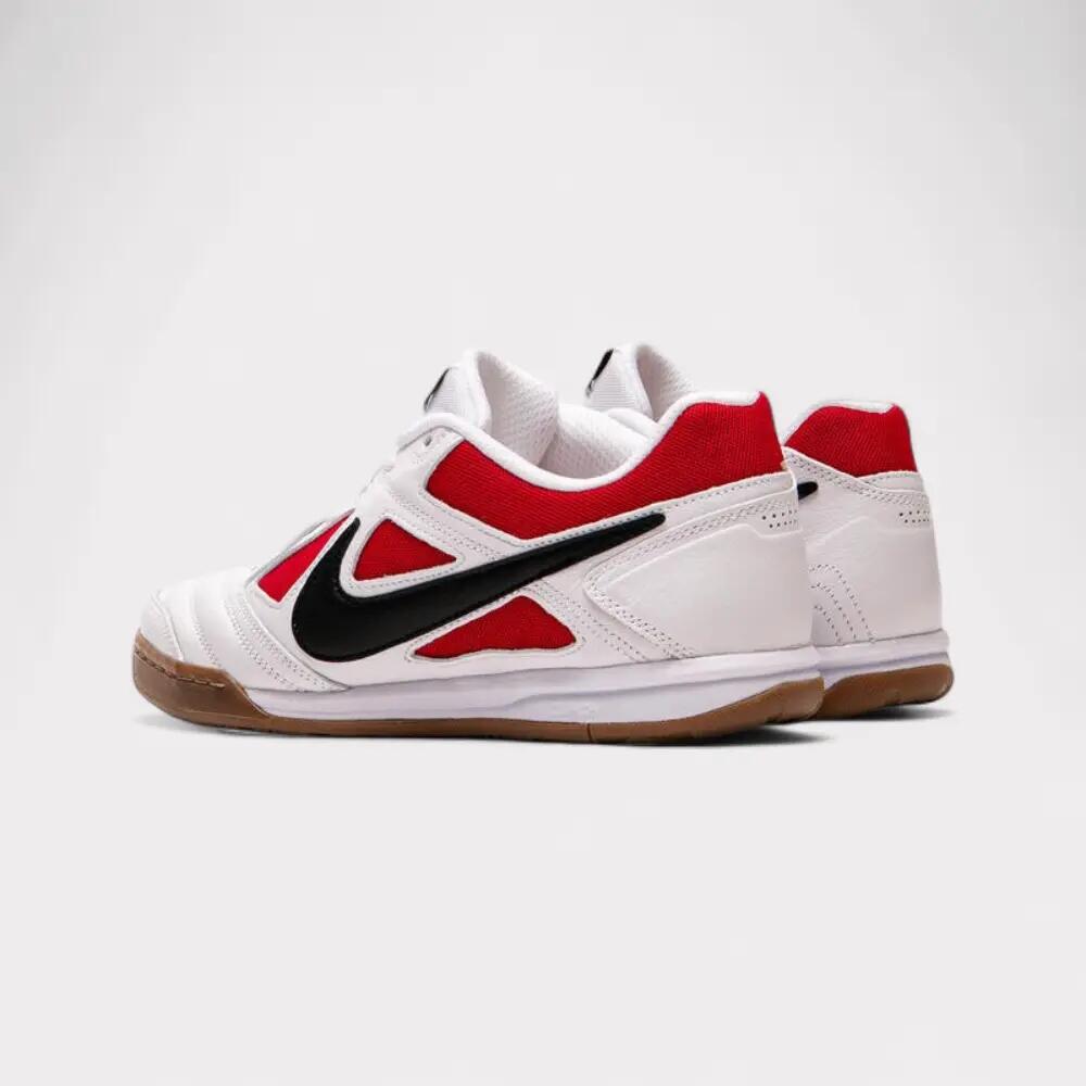 Botas de fútbol para hombre NIKE GATO White / Black-Gym Red-Gum Dark Brown 3/5