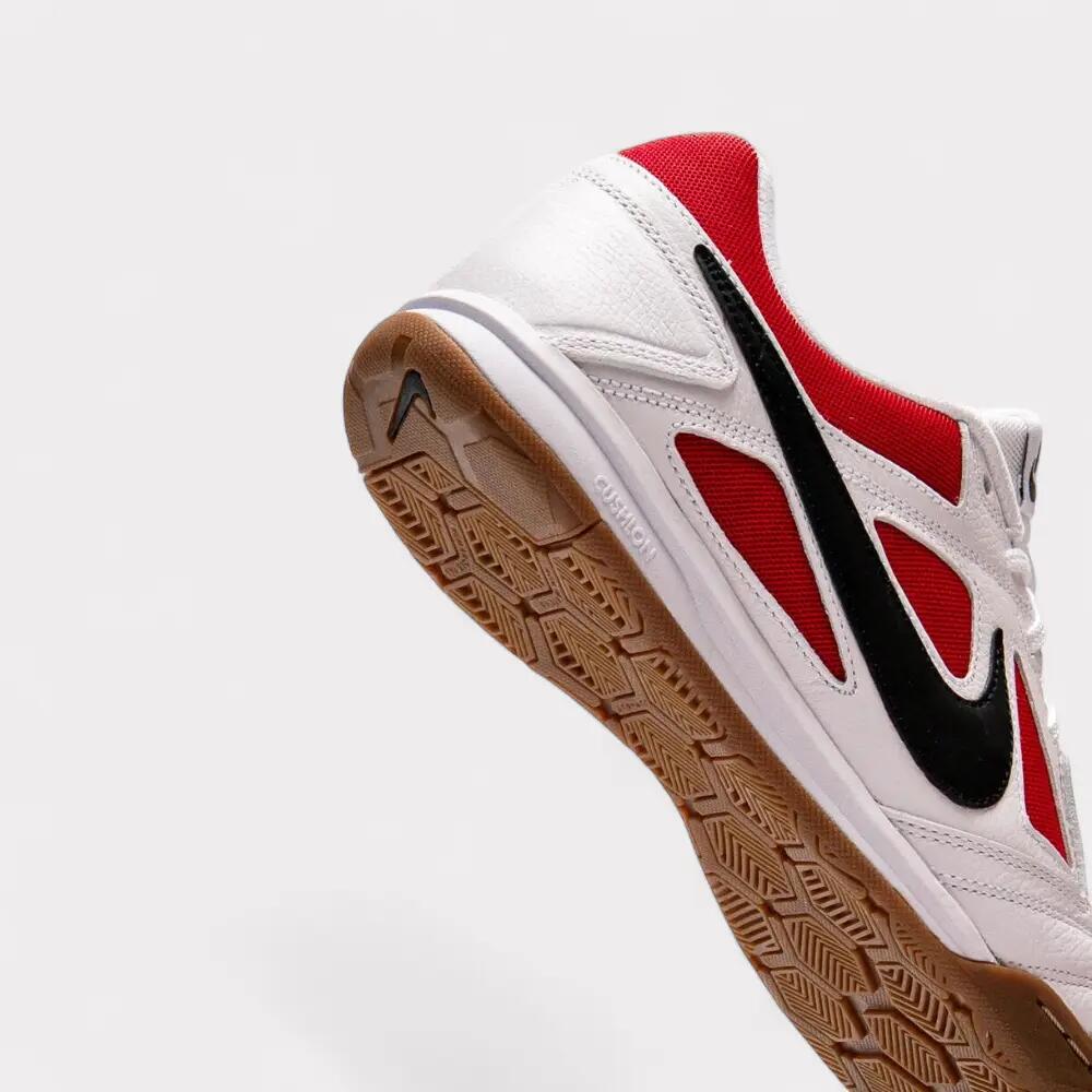 Botas de fútbol para hombre NIKE GATO White / Black-Gym Red-Gum Dark Brown 5/5