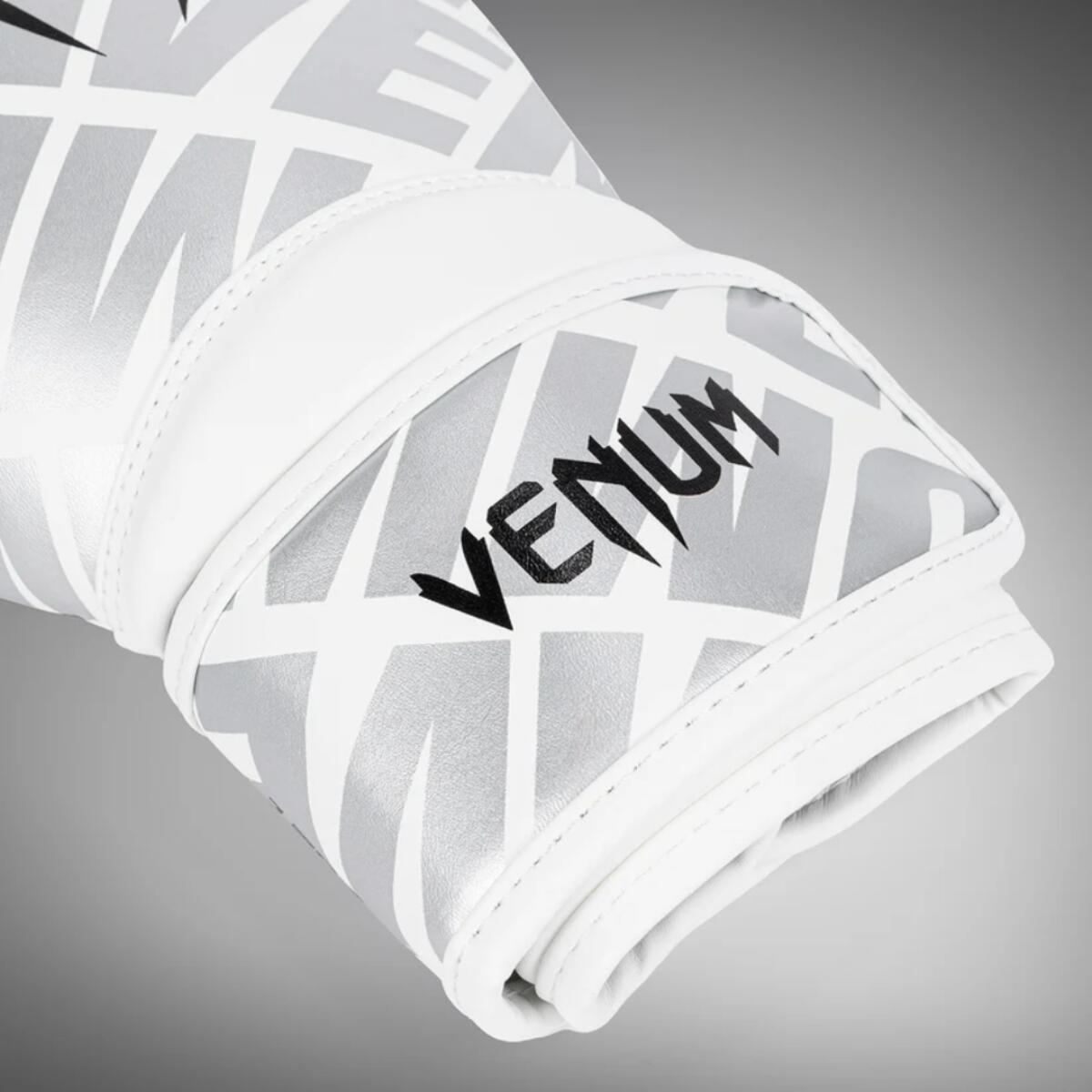 Gants de boxe Venum Contender 1.5 XT – Blanc / Argent – 10 oz 6/7