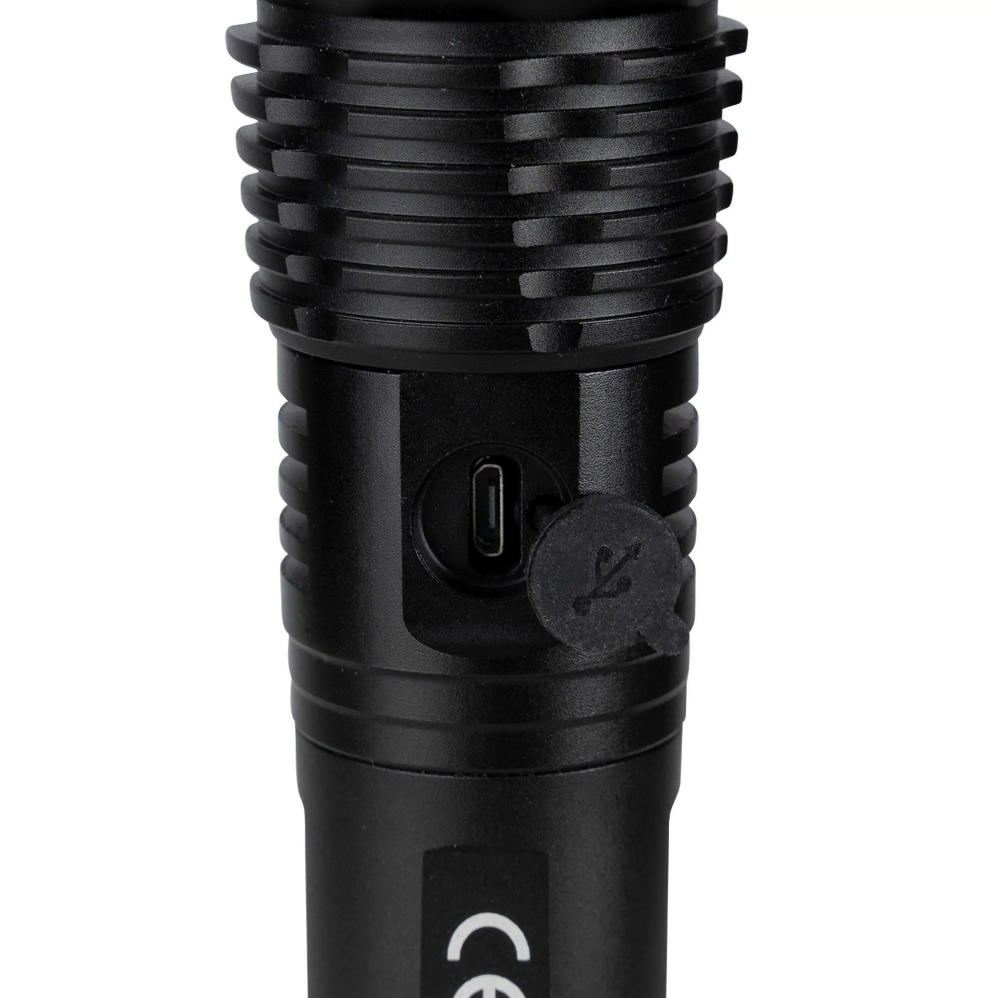 Edzell Rechargeable Torch (Black) 2/5