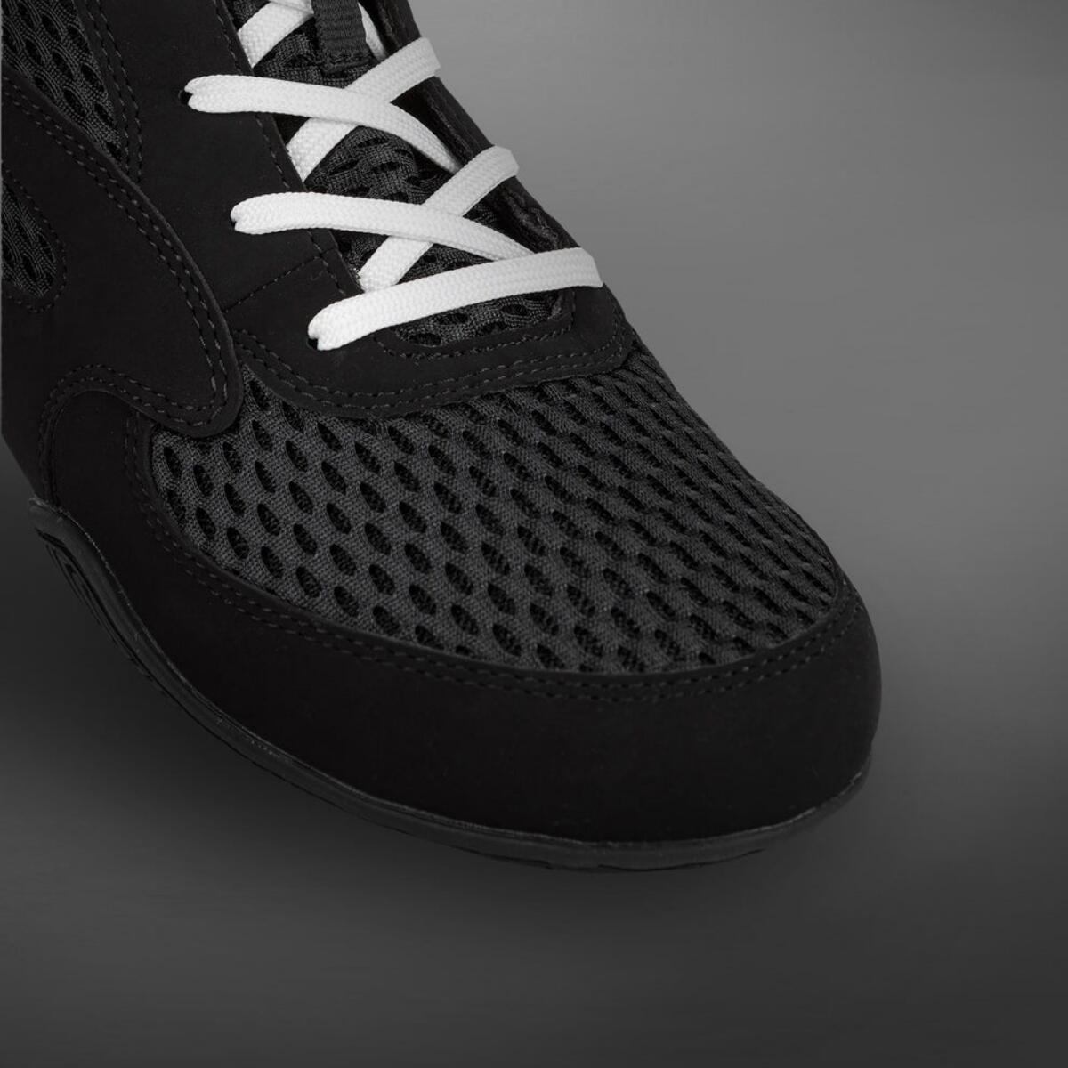 Boxing Shoes Venum Contender – Black / White – EU 47 3/7