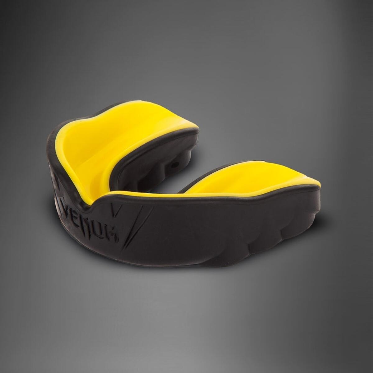 Protetor bucal Venum Challenger preto/amarelo 3/6