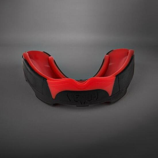 Protège-dents Venum Predator – Noir / Rouge